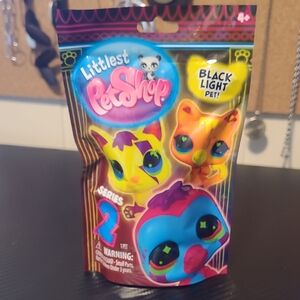 Littlest Pet Shop Series 2 Black Light Pet